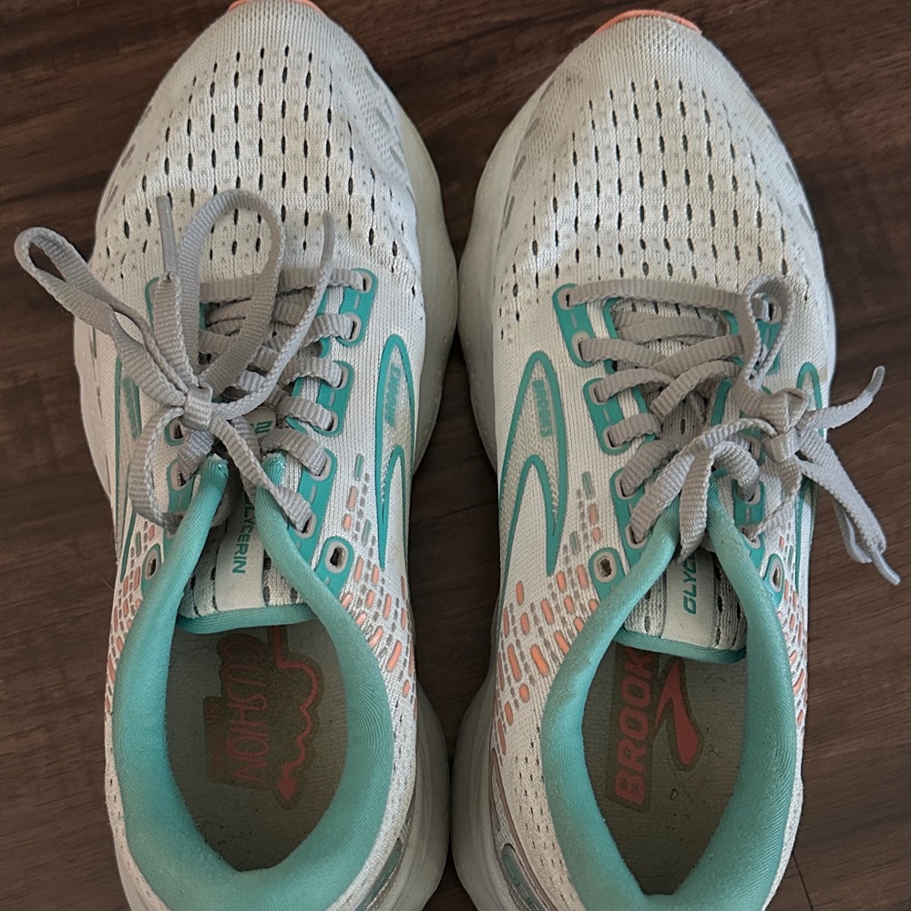 Brooks White and Teal Athletic Shoes